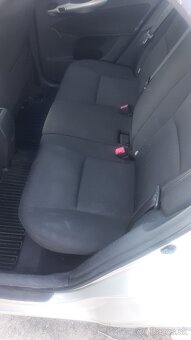 Toyota Auris 1,33 Vvt-i ,  r.v.2009 - 6