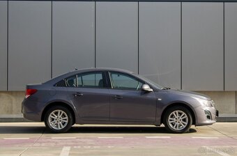 Chevrolet Cruze 1.8 16V LT - 6