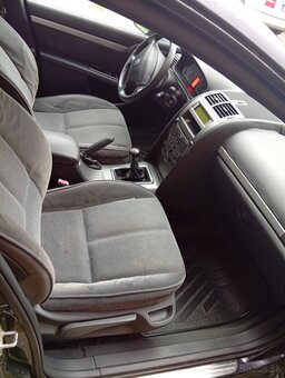 Peugeot 407 - 6