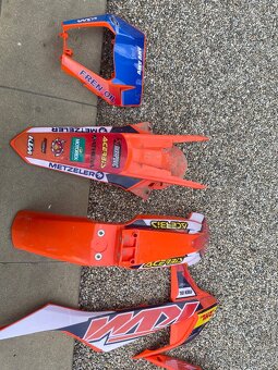 Plasty s polepmi KTM EXC (17-18) - 6