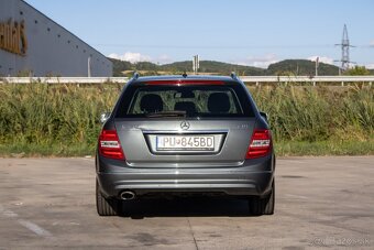 Mercedes-Benz C trieda Kombi 220 CDI Avantgarde - 6