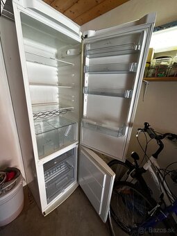 Predám chladničku s mrazničkou Electrolux ERB40003W8 - 6