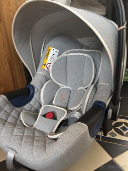 Predám autosedačku BRITAX Romer Baby Safe2 i-size NordicGrey - 6