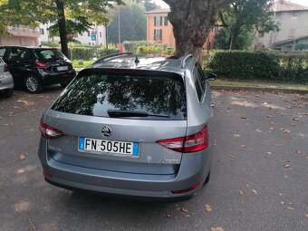 ŠKODA SUPERB 2,0TDi 110kw DSG GPS Panorama Xenon 2016 - 6