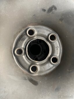 Zimne pneumatiky + disky + puklice - 6