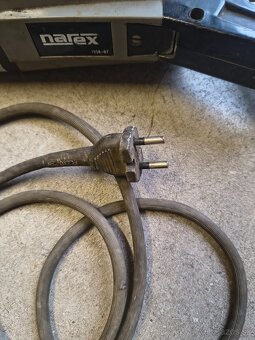 Stará vŕtačka NAREX - 6