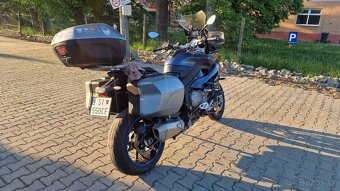 Predám BMW s1000xr,ročník 9/2017 najazdené 52 654km , 121kw - 6