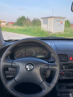 Nissan Almera n16 2002 1.5 66kw - 6