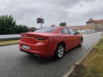 Dodge Charger SXT 3.6 V6 Pentastar - 6