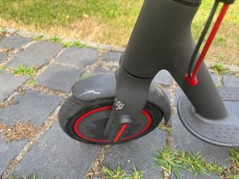 Xiaomi Mi Scooter M365 Pro - 6