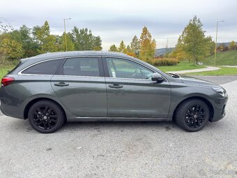 Hyundai i30 CW 1.5 DPI 13 900 km - 6