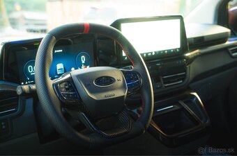 Prenájom Ford Tourneo Custom AWD VIP – automat, chladnička - 6