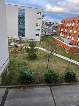 Prenájom - veľká Garsónka na Bratislavskej ulici v Záhorskej - 6