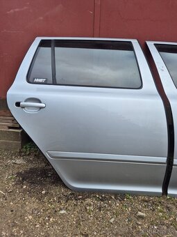 Predám dvere na Škoda Octavia II 2 kód farby 9156 pravé - 6