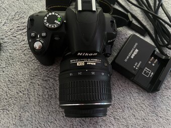 Nikon D3000 - 6