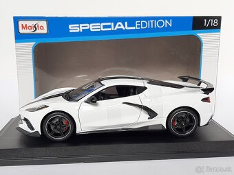 1:18 - Chevrolet Corvette Stingray C7 / C8 - Maisto - 1:18 - 6