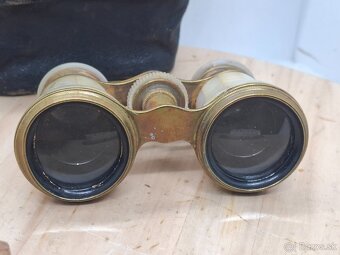 Predám funkčný perleťový divadelný dalekohlad Chevalier Fabt - 6