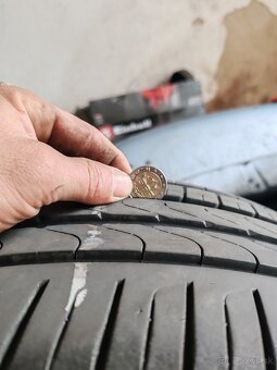 Pirelli cinturato p7 235/45 R18 - 6