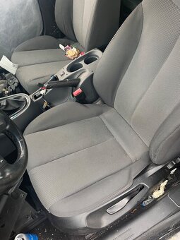 Rozpredam Seat Leon 2 1.9 TDi 77kw - 6
