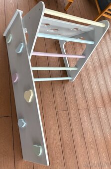 Montessori Piklerovej trojuholnik / preliezka so smykalkou - 6