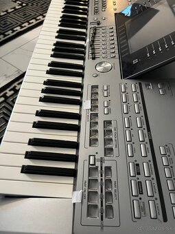 Yamaha Tyros 5 - 61 - 6