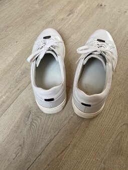 Predám biele kožené tenisky Hugo Boss - 6