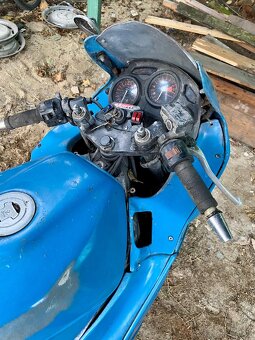 Honda CBR 600 rr 1989 - 6