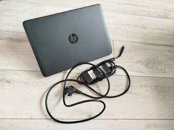 notebook HP 745 G3 - AMD A10 7350B, 8GB, ATi R7, SSD, W10 - 6