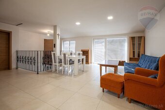 Na predaj dvojgeneračný rodinný dom v Bratislave časť Rača. - 6