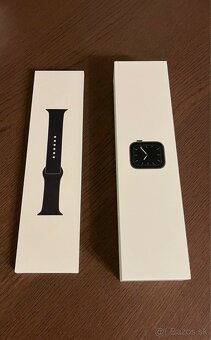 Apple Watch Series 5 44mm - 6