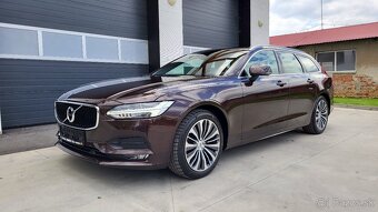 Volvo V90 T4 2.0L Momentum Pro A/T - 6