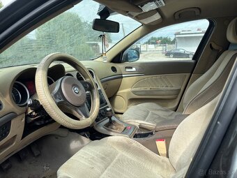 Alfa Romeo 159 1.9 JTD - 6
