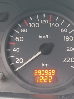 Renault clio II - 6