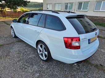 Predáme krásnu Octavia Combi RS 2,0TDi - 135kW -DSG - 6