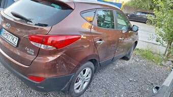 Hyundai ix35 rok 2013 1.7 - 6