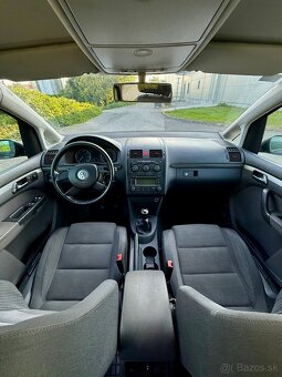 VW Touran 2.0tdi 7miest -aj na splátky - 6