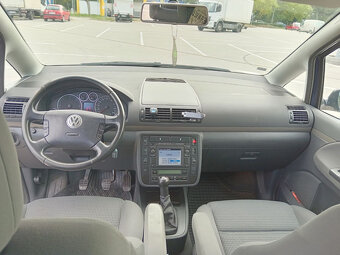 VW Sharan r. 2009 1,9TDI 85kw, 115k , 7miestny - 6