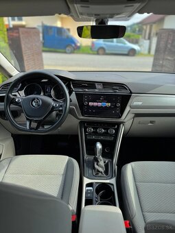 VW Touran 2.0TDI DSG - 6