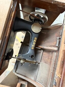 HEROS šijačí stroj - 6