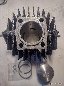 Predam valec Jawa 555/550 - 6