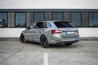 Škoda Superb Combi 2.0 TDI Sportline DSG - 6