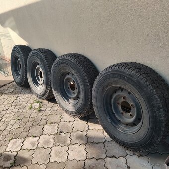 Land Rover Defender 9miest - 6