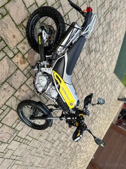 Yamaha XG 250 Tricker - 6