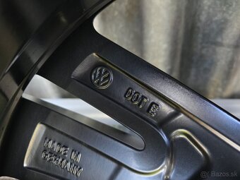 VW Nevada Touareg Rline CR7 5x112 R20 285/45 R20 Demo - 6