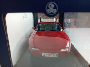 Mazda Mx-5 1/18 - 6