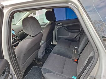 Ford focus mk2 1.6 80kw - 6