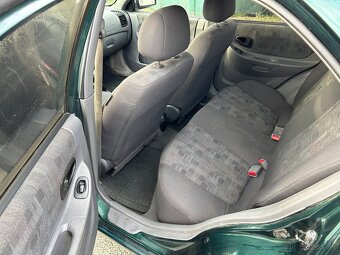 Hyundai Accent 1,3i rv:04, nova STk a Ek - 6