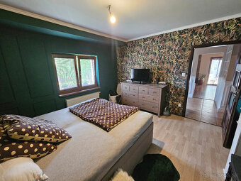 Moderný rodinný dom s pozemkom 834 m2, bazán, terasa.. - 6