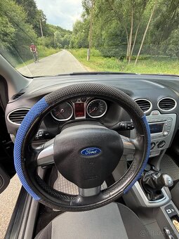Ford Focus mk2 trend 2011 - 6