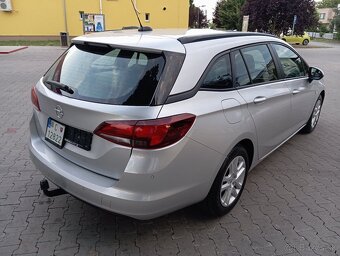 Opel Astra 1.5 TDCi 2020 - 6